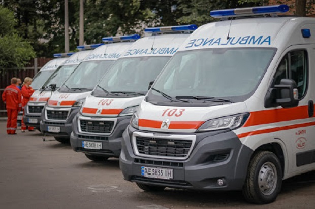 В Запорожье неизвестный едва не угнал машину "скорой помощи"