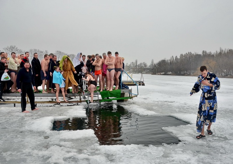 Крещение-2019: где в Запорожье можно освятить воду (АДРЕСА)