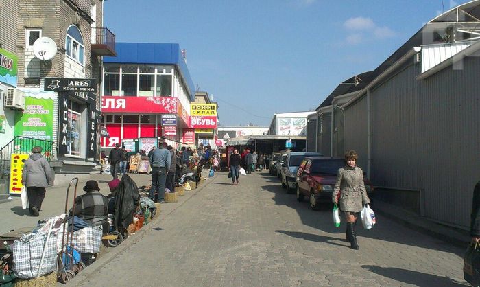 В Запорожье активисты требуют вернуть государству земли, незаконно переданные рынку, - СМИ