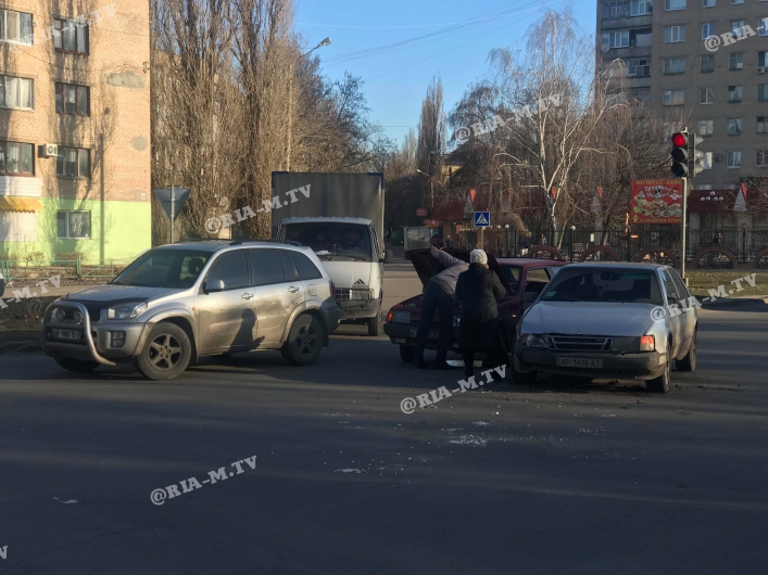 В Запорожской области столкнулись машины (ФОТО)