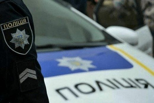 В Запорожье полицейские нагрянули в одну из школ Шевченковского района (ФОТО)