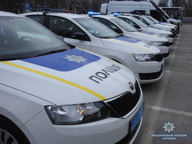 В Запорожье для перевозки задержанных выделили Rеnault Duster и Fiаt Dоblо (ФОТО)