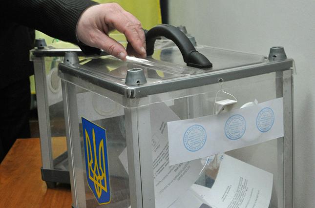 В Запорожье наблюдатели обнаружили признаки фальсификации на выборах (ФОТО, ВИДЕО)