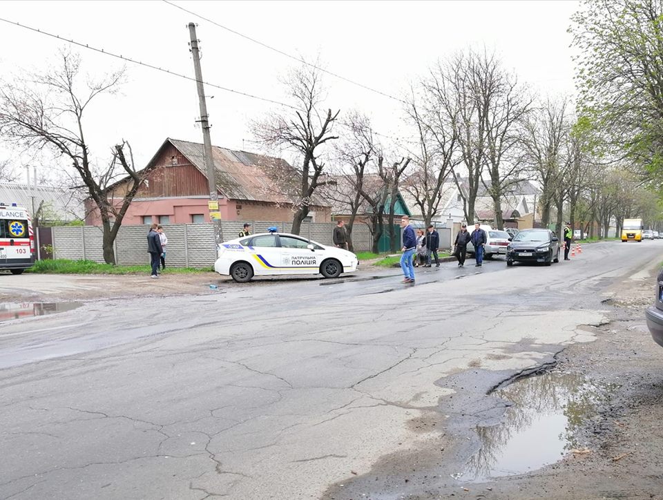 В Запорожье на аварийно-опасном перекрестке произошло ДТП: есть пострадавшие (ФОТО)