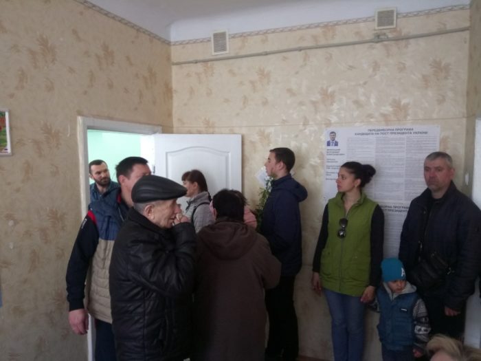 В Запорожской области наблюдается ажиотаж на избирательных участках (ВИДЕО, ФОТО)