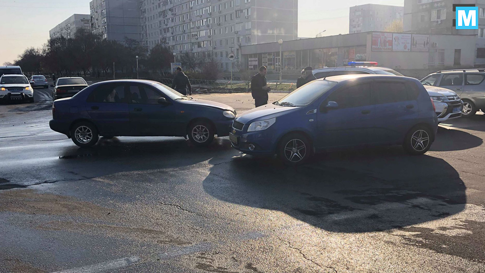 В Запорожской области не разминулись легковушки (ФОТО)