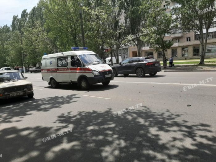 В Запорожской области «скорая помощь» с тяжелой пациенткой попала в аварию (ФОТО)
