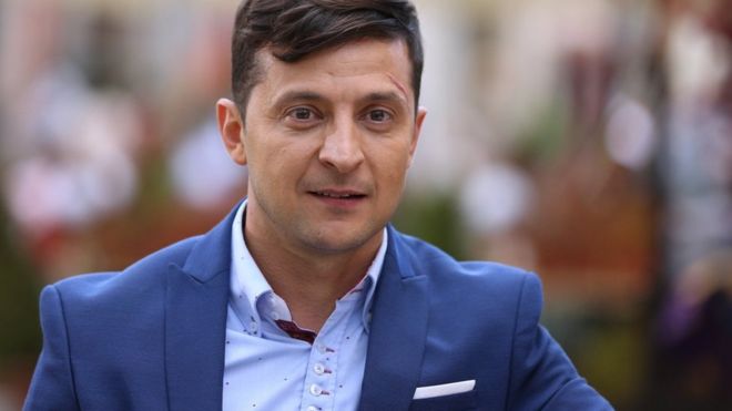 Президент Украины Владимир Зеленский опубликовал на своей странице неожиданное ФОТО