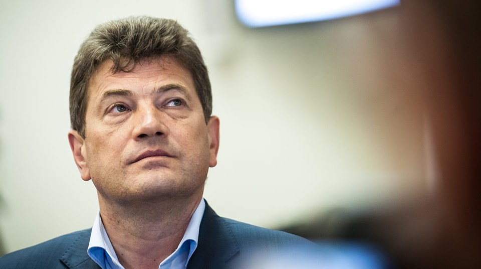Мэр Запорожья Владимир Буряк внезапно ушел на больничный