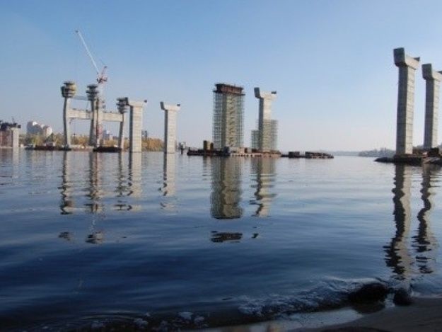 Крик души: запорожские мосты могут достроить благодаря петиции народа