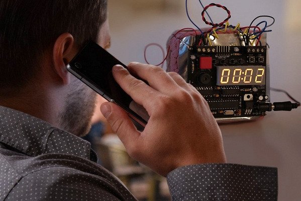 Львовянин 15 раз "минировал" запорожское отделение полиции (ФОТО)