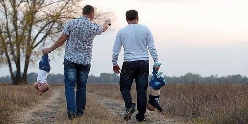 Запорожские родители оставляют детей без присмотра в опасных местах (ВИДЕО)