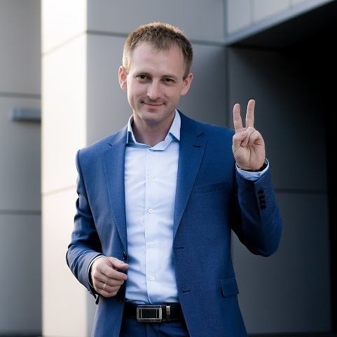 Кандидат в нардепы по 74-му округу Александр Тиховод: «Выбирай - снова отдать голос за фальшивые обещания и дорогие билборды, либо дать шанс профессионализму и желанию изменить страну»