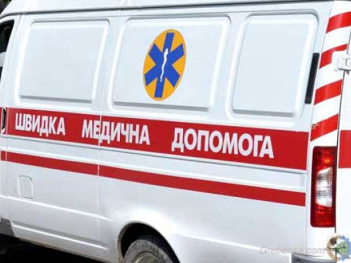 Еще один житель Запорожья уехал на "скорой" после поездки на муниципальном автобусе (ВИДЕО)