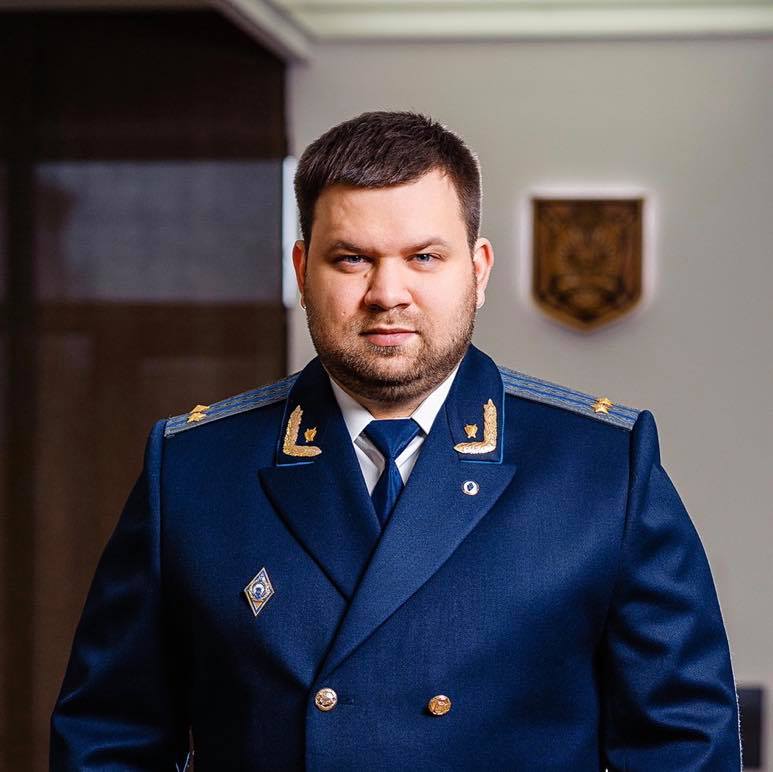 Незаконно уволенного прокурора из Запорожья восстановили в должности