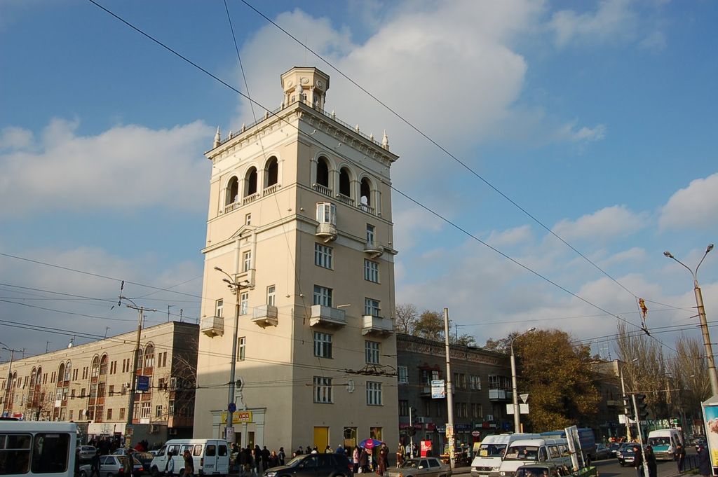 В Запорожье перекроют движение по важной транспортной развязке