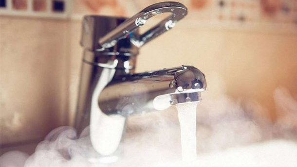 Запорожцам на месяц отключают горячую воду (АДРЕСА)