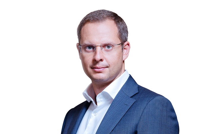 Комбинат "Запорожсталь" опроверг информацию об увольнении Ростислава Шурмы