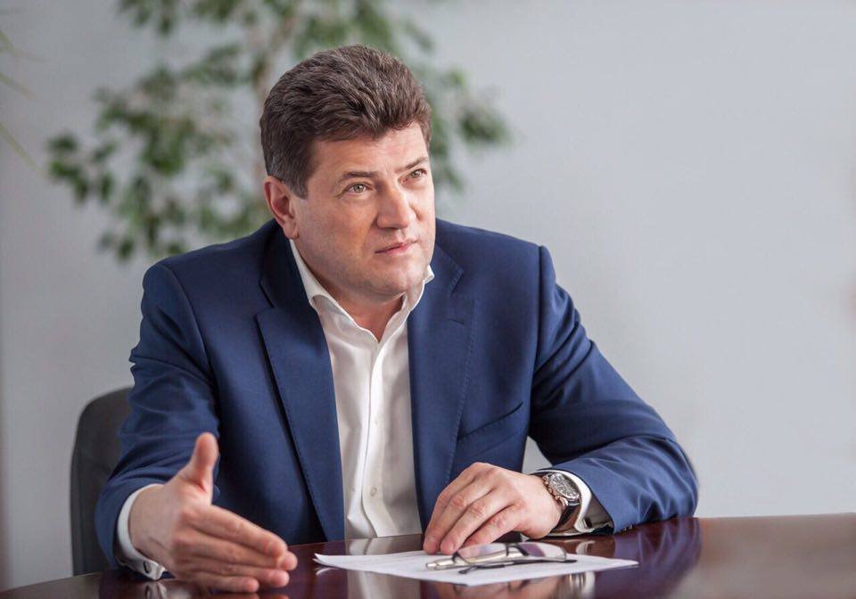 Подводя итоги: сколько обещаний дал запорожцам Владимир Буряк и сколько выполнил (ФОТО)