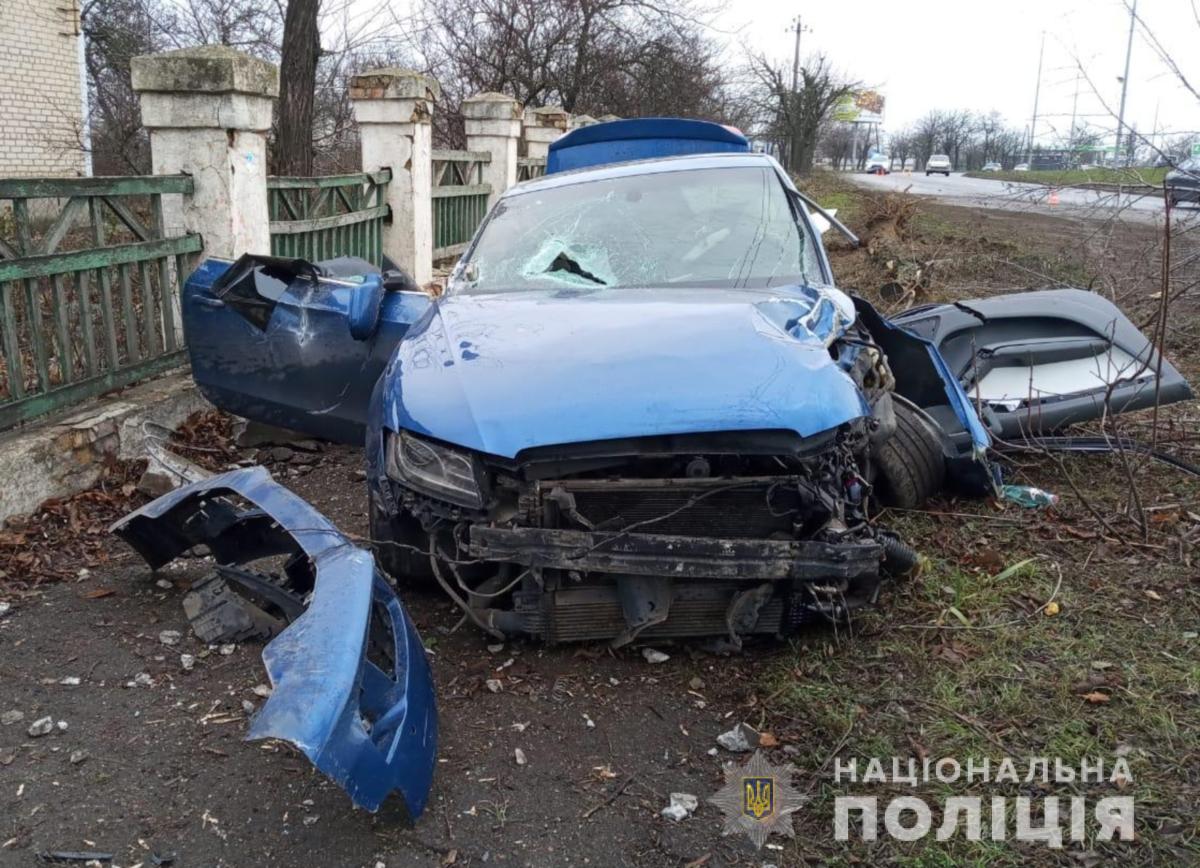 Водитель погиб на месте: в Запорожской области произошло серьезное ДТП (ФОТО)