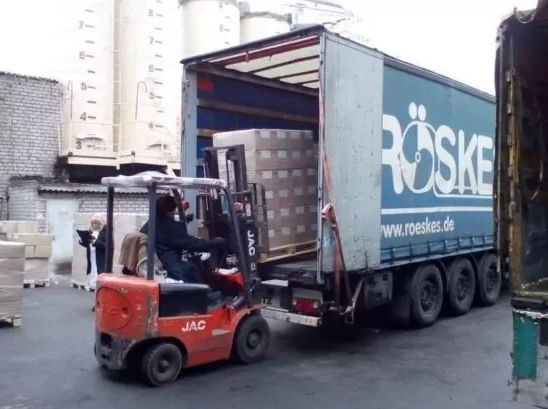 Компания “Хлібодар” передала детским больницам Запорожья новогодние подарки (ФОТО)
