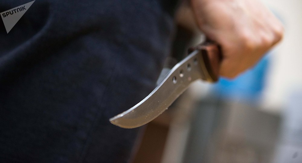 В Запорожской области мужчина смертельно ранил собутыльника и продолжил с ним пить