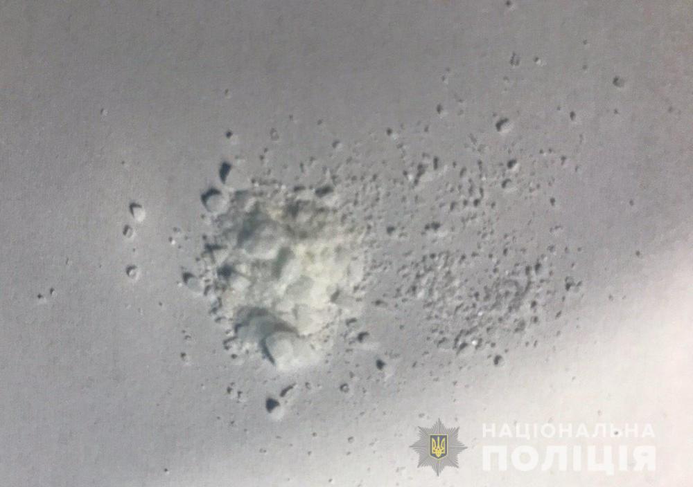 Житель Запорожья переоборудовал свою квартиру в наркопритон (ФОТО)