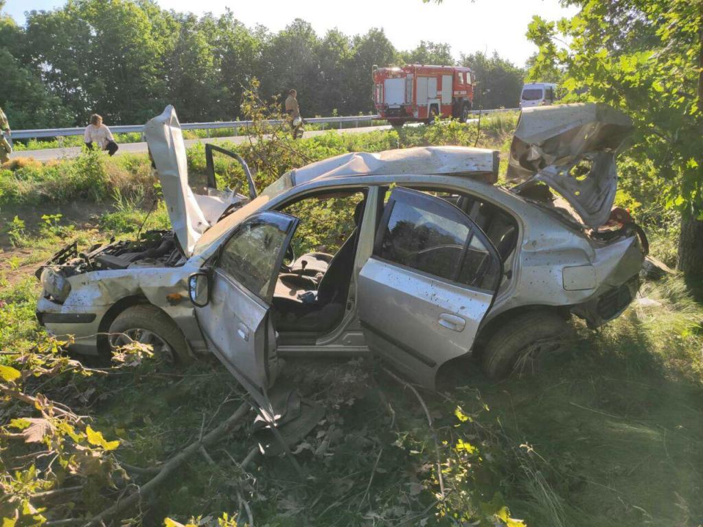 Под Запорожьем произошло две смертельных аварии: машины превратились в груду металла (ФОТО)