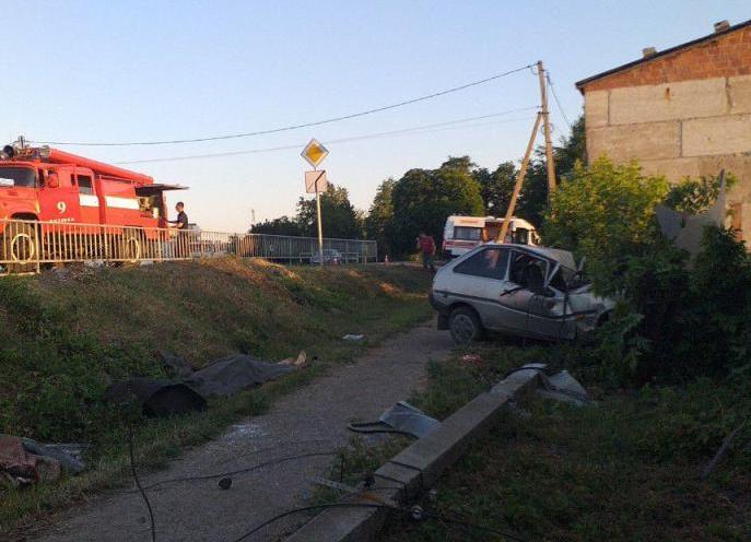 Под Запорожьем произошло две смертельных аварии: машины превратились в груду металла (ФОТО)