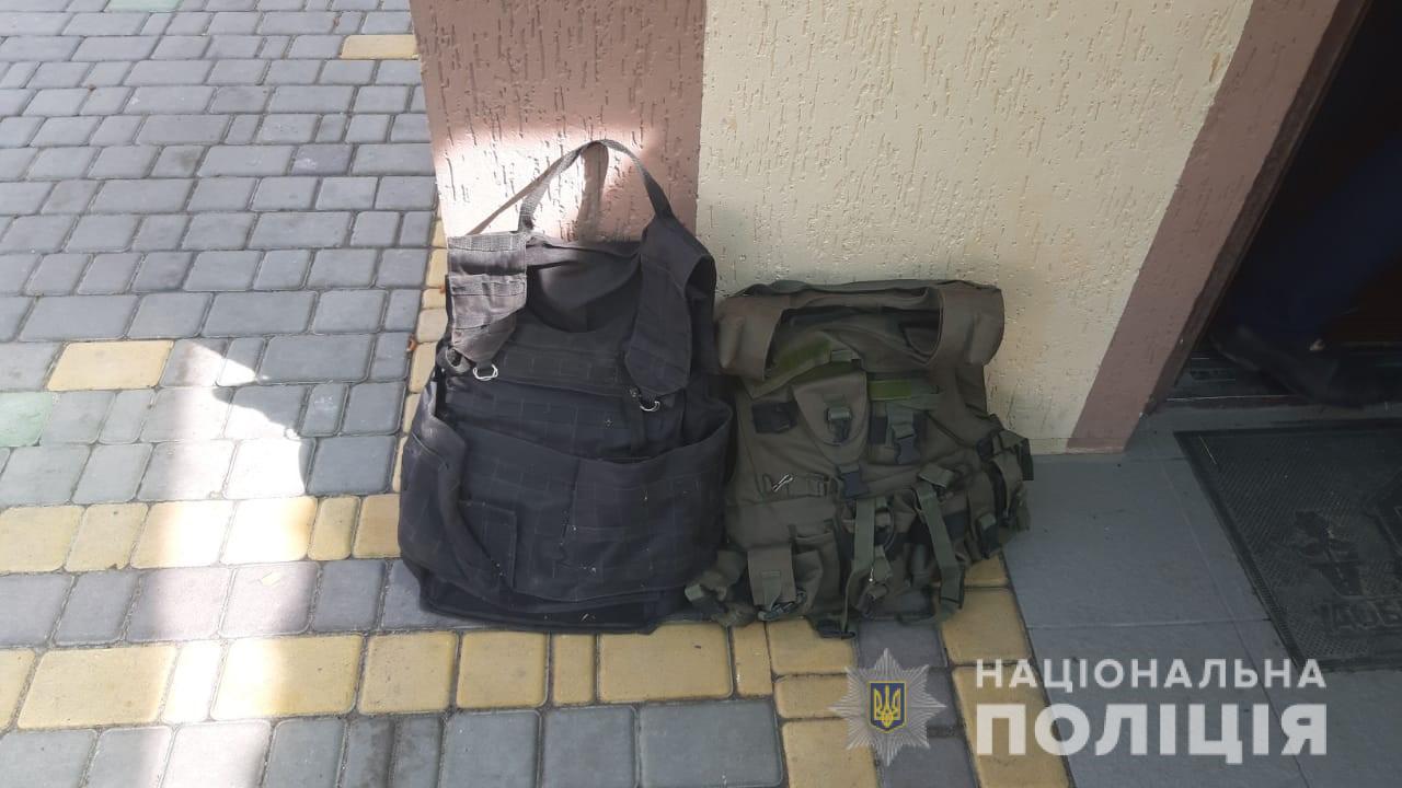 В Запорожской области рэкетиры вымогали у горожан крупные суммы денег за «крышу» (ФОТО)
