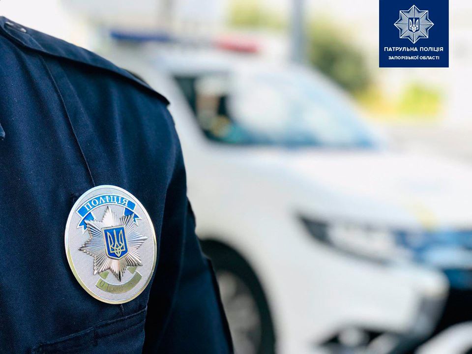 В Запорожье пассажир вызвал полицию прямо в маршрутку: подробности и ФОТО