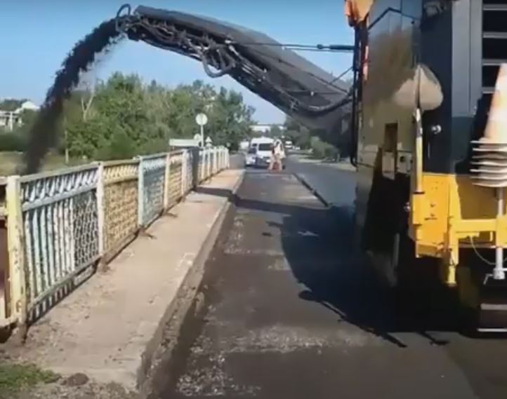 В Запорожской области «заасфальтировали» реку (ВИДЕО)