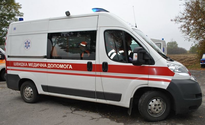Под Запорожьем пьяная женщина попала в аварию: ее 7-летняя дочь в коме (ВИДЕО)