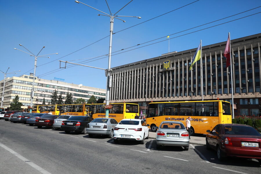 В Запорожье представили вторую партию нового транспорта АвтоЗАЗ (ФОТО)