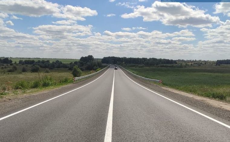 В сети показали, что сейчас происходит на трассе к запорожскому курорту (ВИДЕО-ФОТО)