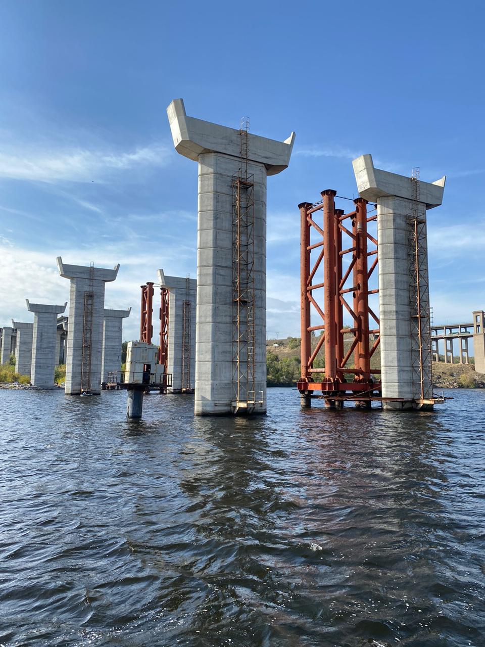 В Запорожье планируют завершить строительство моста через Старый Днепр: когда откроют (ФОТО)