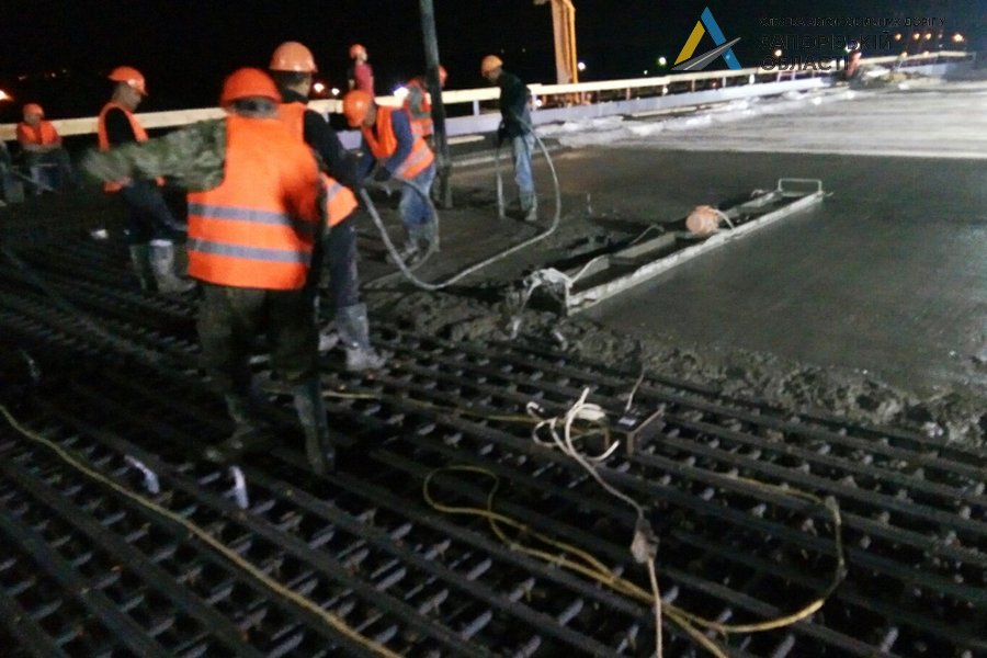 В Запорожье активно продолжают строить мосты: что сделано на объекте (ФОТОРЕПОРТАЖ) 5 В Запорожье активно продолжают строить мосты: что сделано на объекте (ФОТОРЕПОРТАЖ)