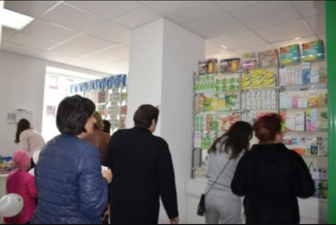В Запорожской области люди снова штурмуют аптеки: что скупают на этот раз