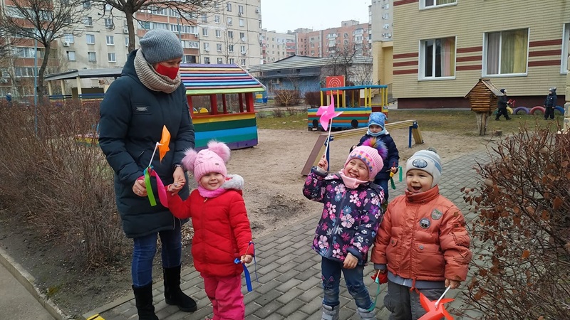 Стало известно, как будут работать запорожские школы и детсады в январе