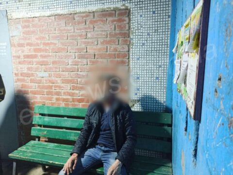 В Энергодаре мужчина прыгал по крышам автомобилей (ФОТО)