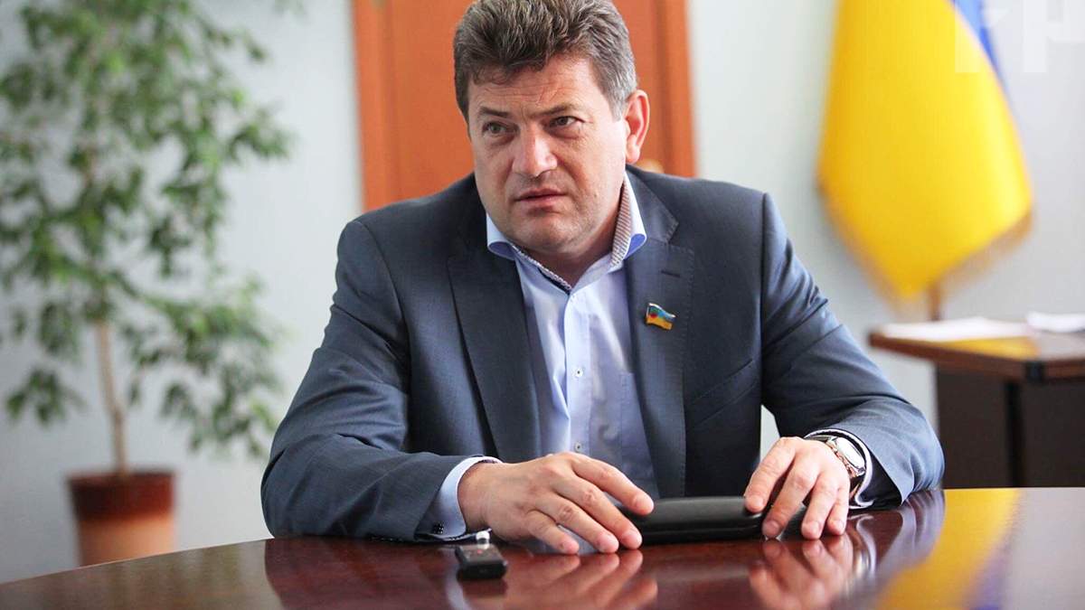 Из-за увольнения секретаря запорожского горсовета на мэра Буряка завели уголовное дело - СМИ