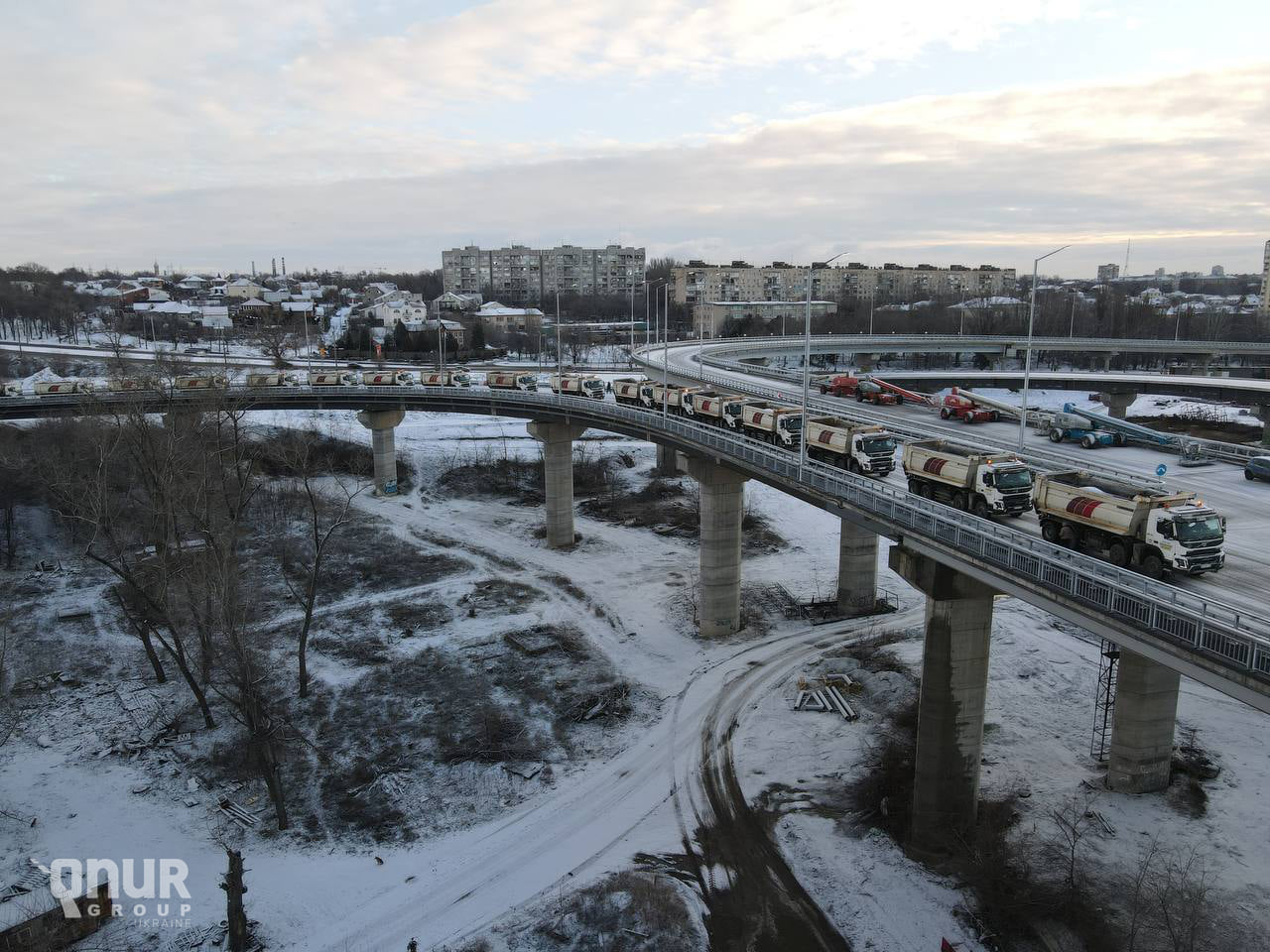 Скоро открытие: в Запорожье проводят испытания на вантовом мосту через Днепр (ФОТО)