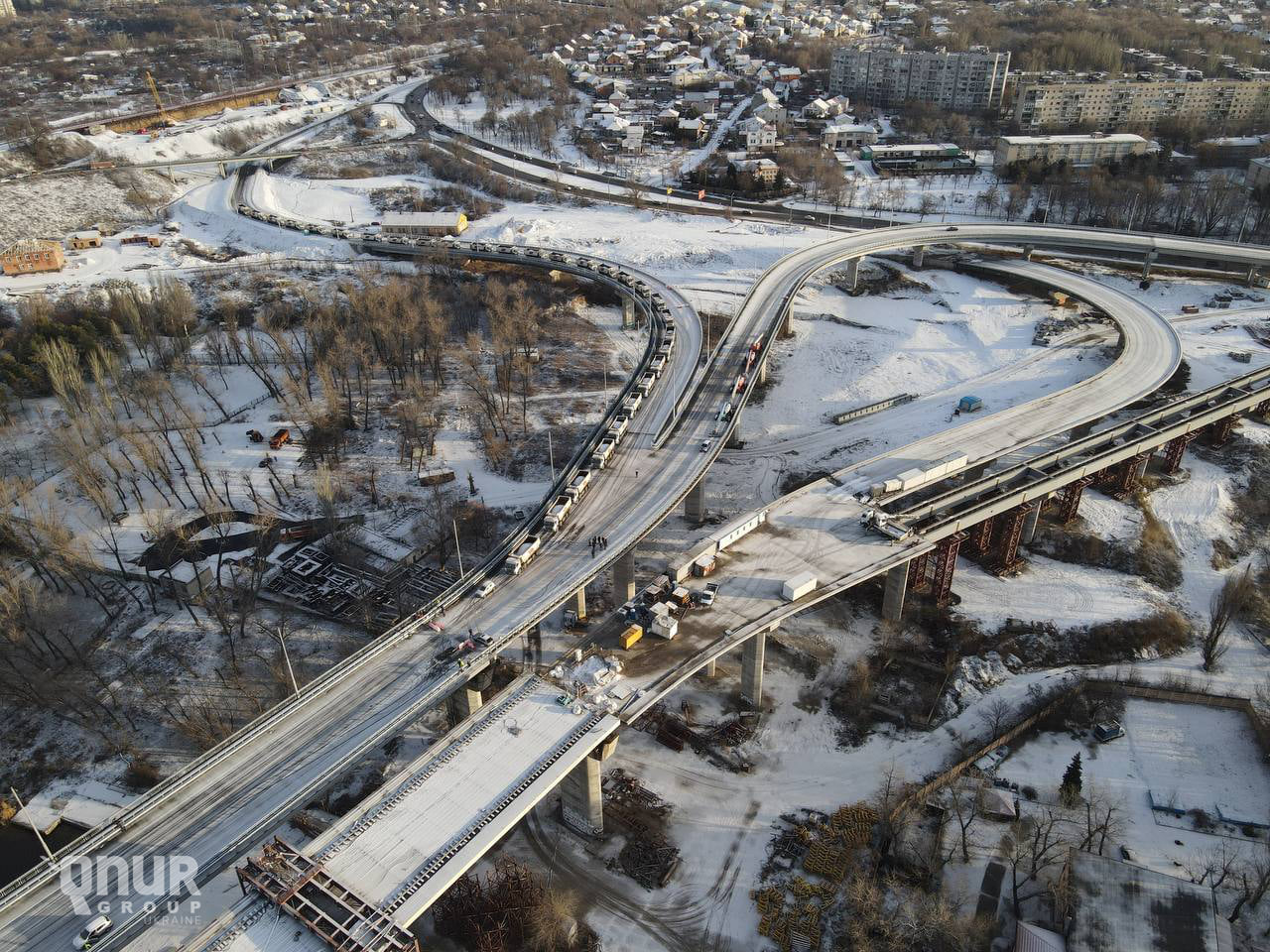 Скоро открытие: в Запорожье проводят испытания на вантовом мосту через Днепр (ФОТО)