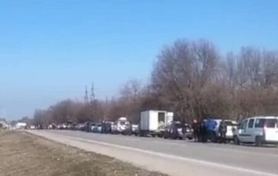 Оккупанты заблокировали колонну беженцев из Мариуполя с ранеными