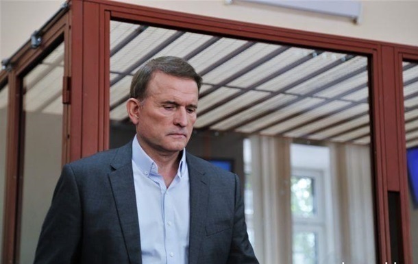 У МВС пояснили, чому Медведчук почав давати свідчення проти Порошенка