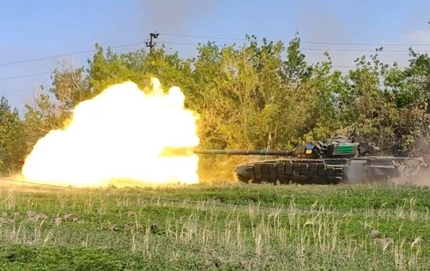 ВСУ уничтожили вражеский склад боеприпасов на юге Украины