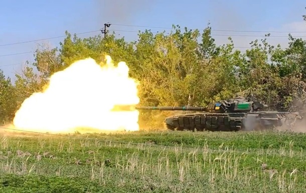 ВСУ отбили штурм важной дороги на Бахмут - Гайдай