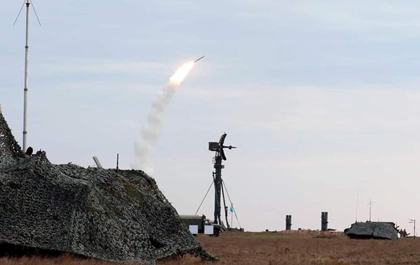 Под удар РФ попала воинская часть на Киевщине