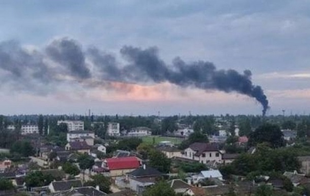 Взрывы под Джанкоем прекратились - СМИ