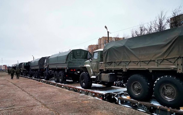 У ЗСУ пояснили, навіщо РФ стягує стару техніку до Білорусі